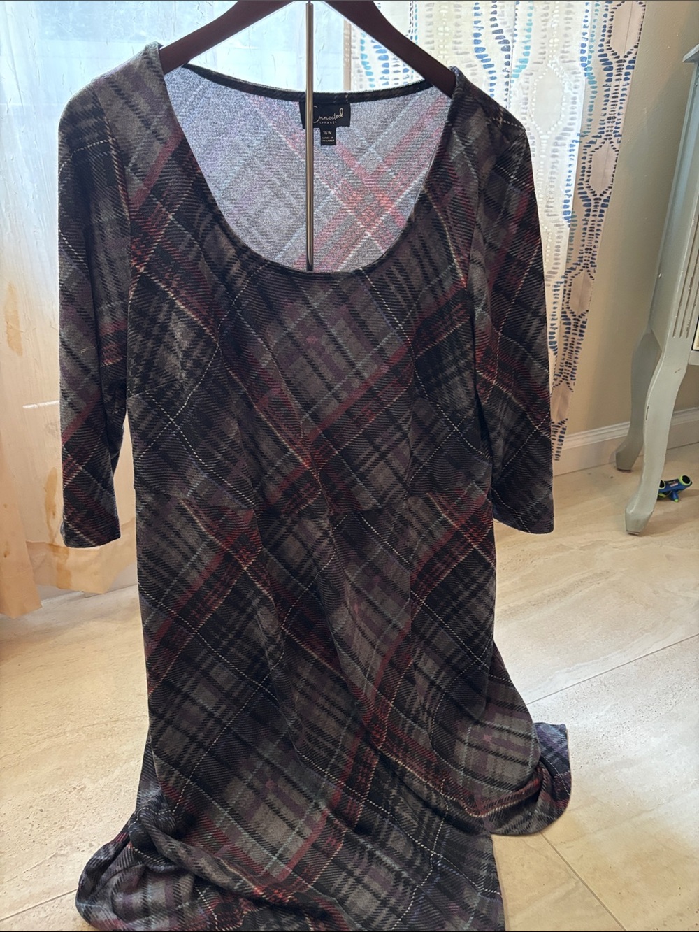 connected apparel Plaid Scoop-Neck Dress in Black, Gray and Red